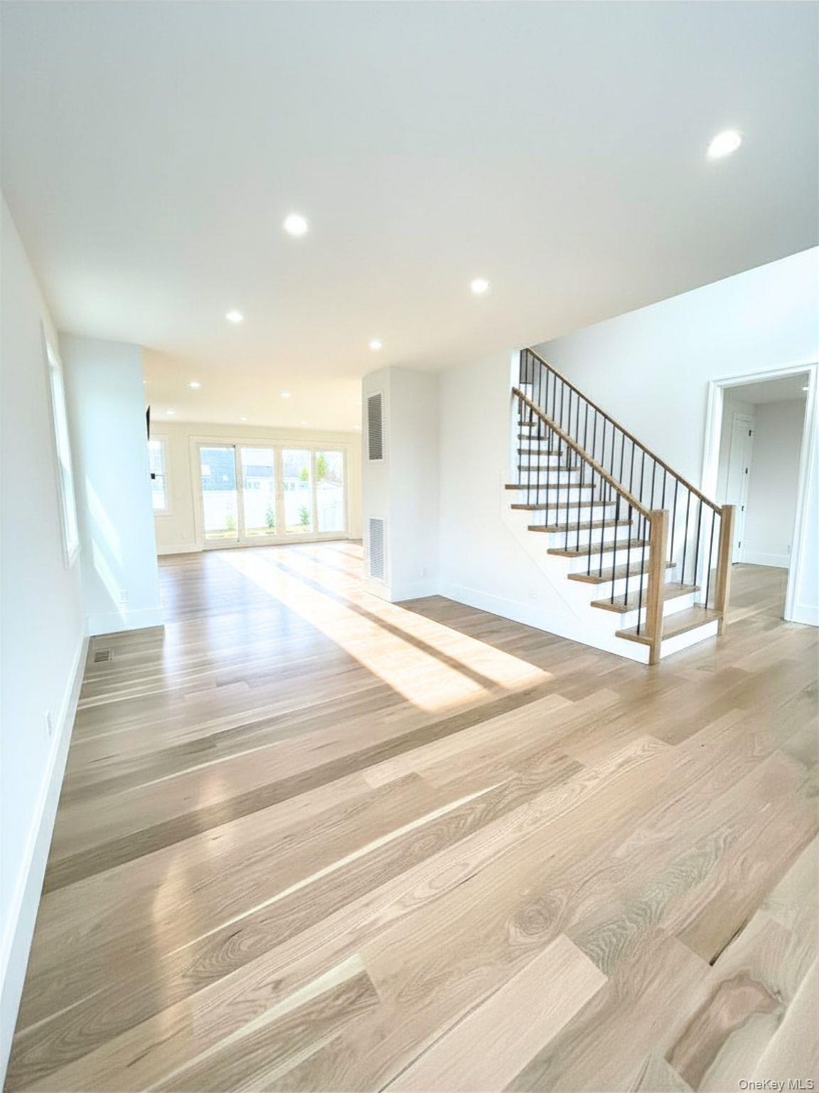 5 Baker Lane Property Photo 3