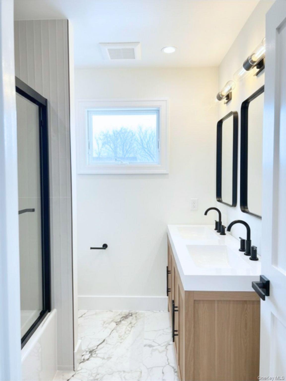 5 Baker Lane Property Photo 15