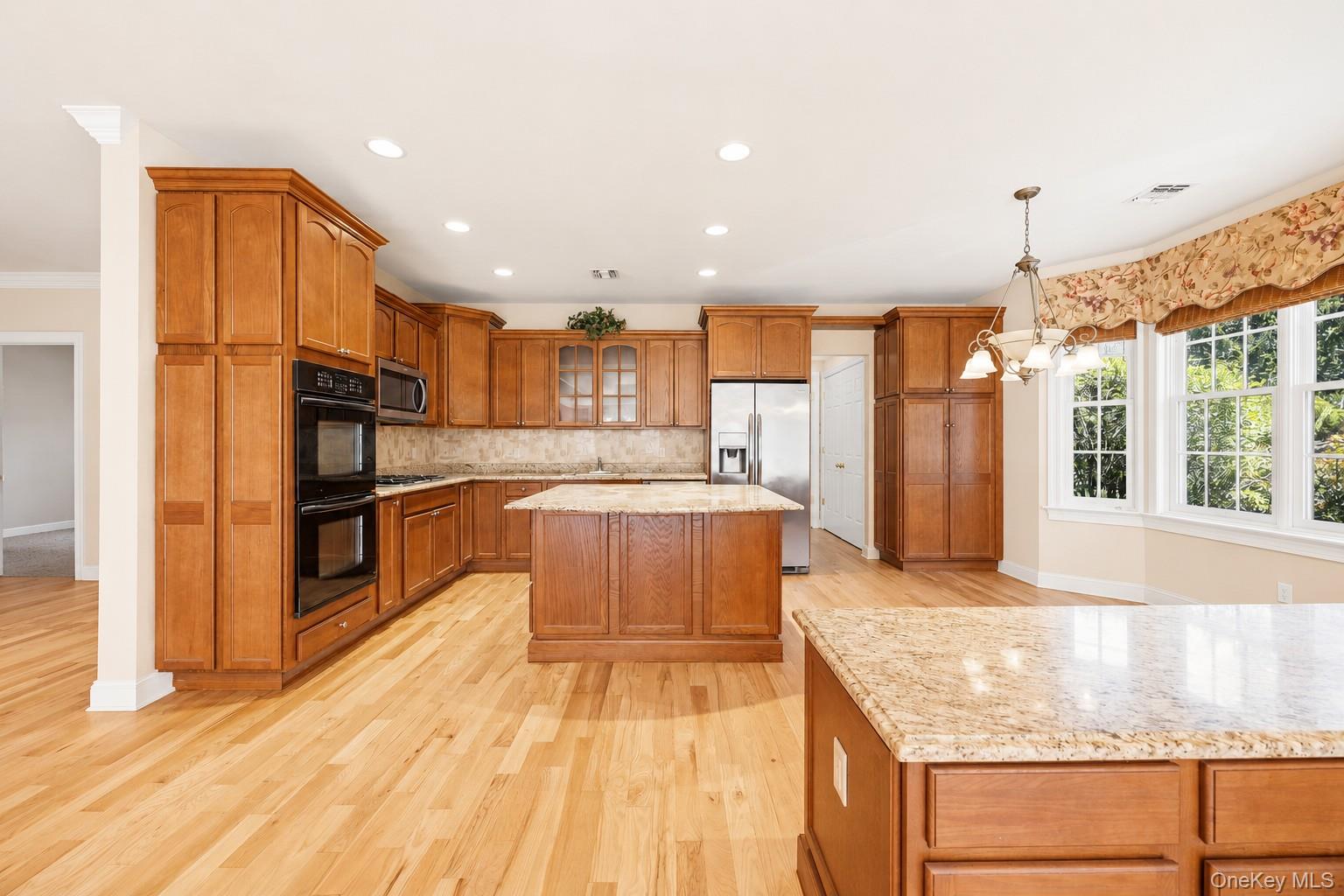 381 Altessa Boulevard Property Photo 16