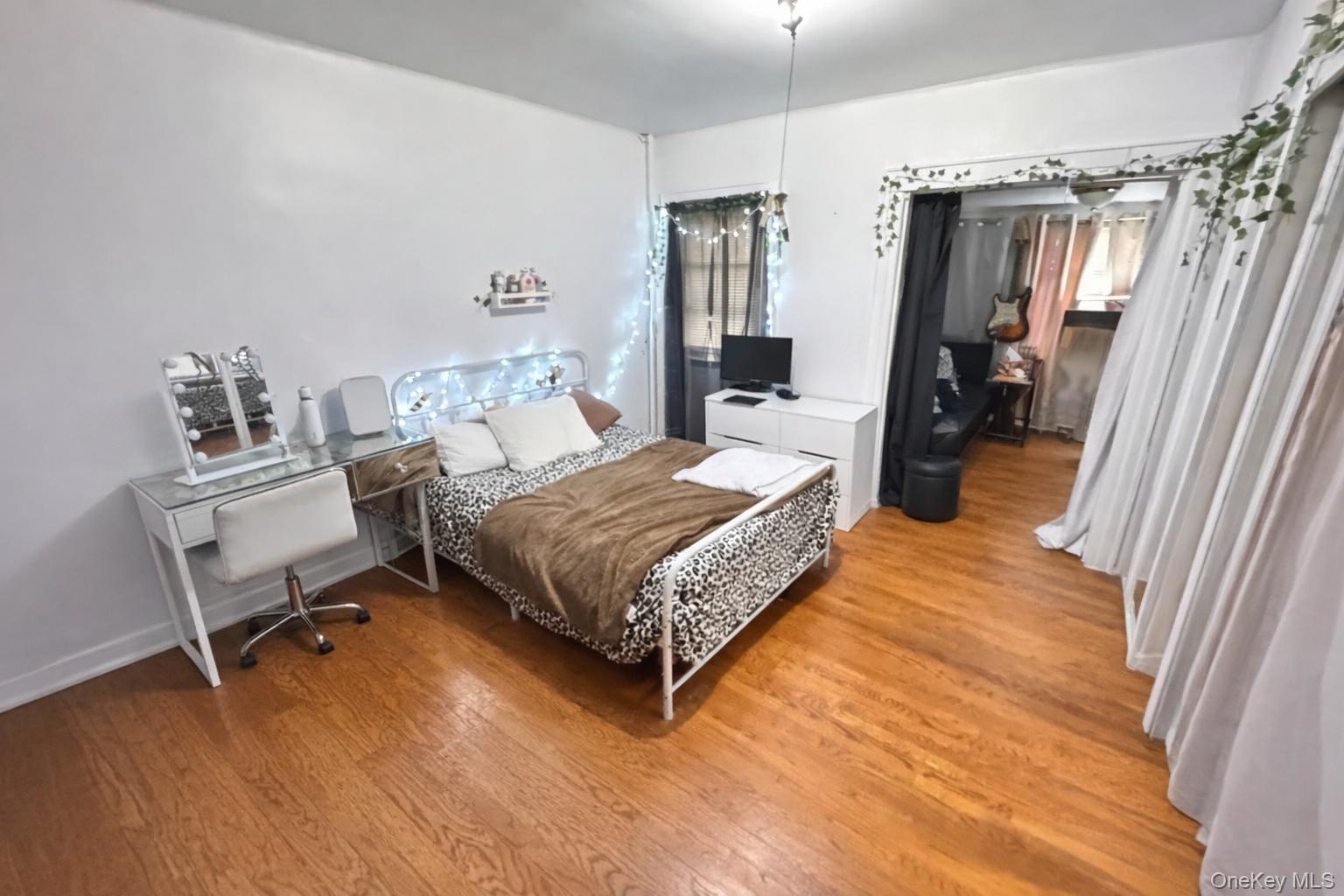 8675 80th Street Property Photo 14