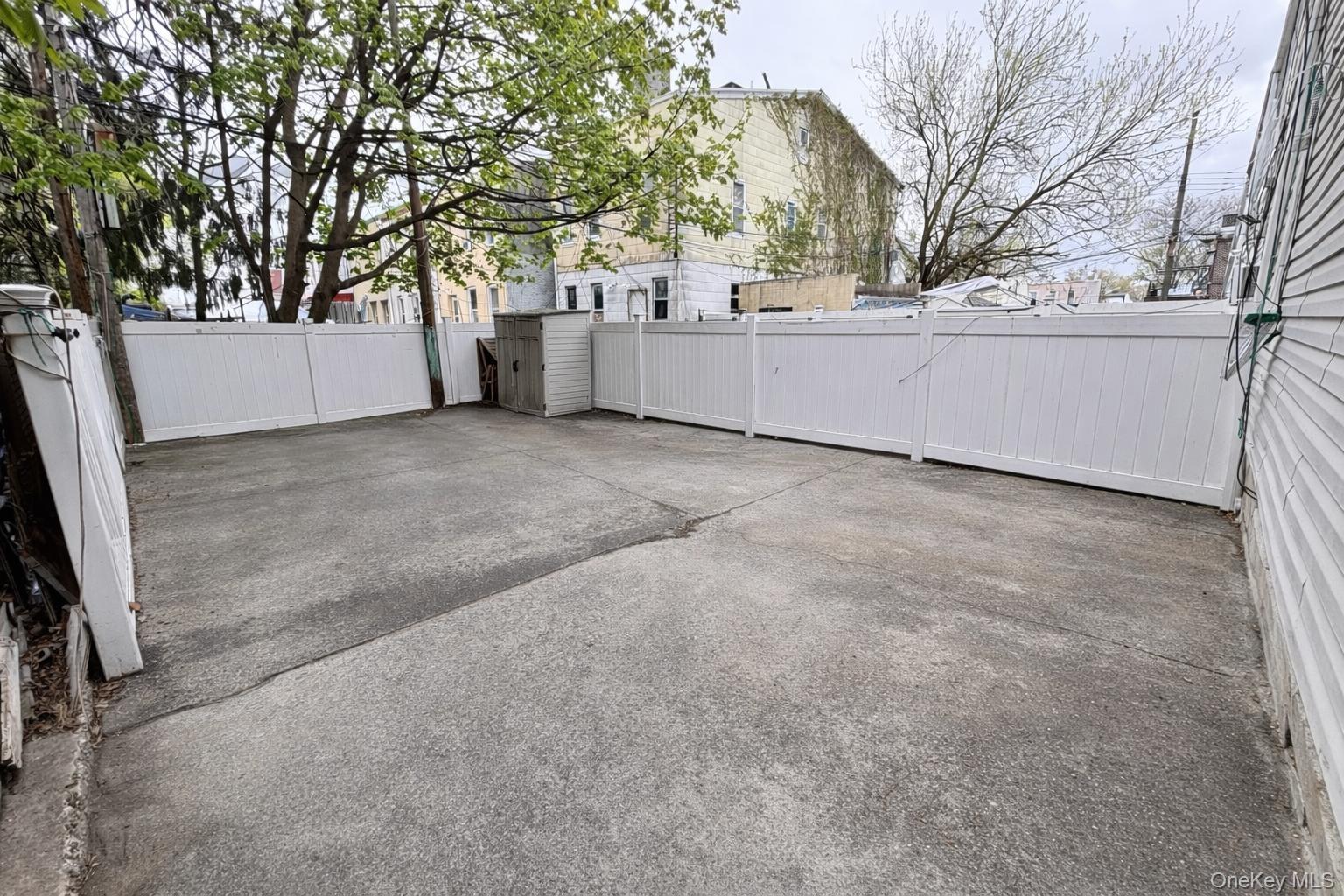 8675 80th Street Property Photo 28