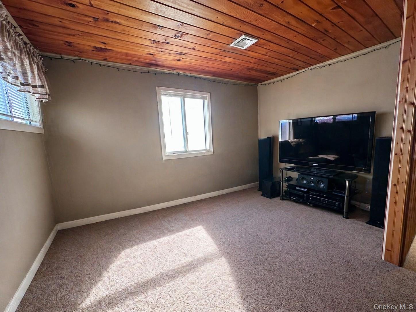 39 Barracuda Road Property Photo 7