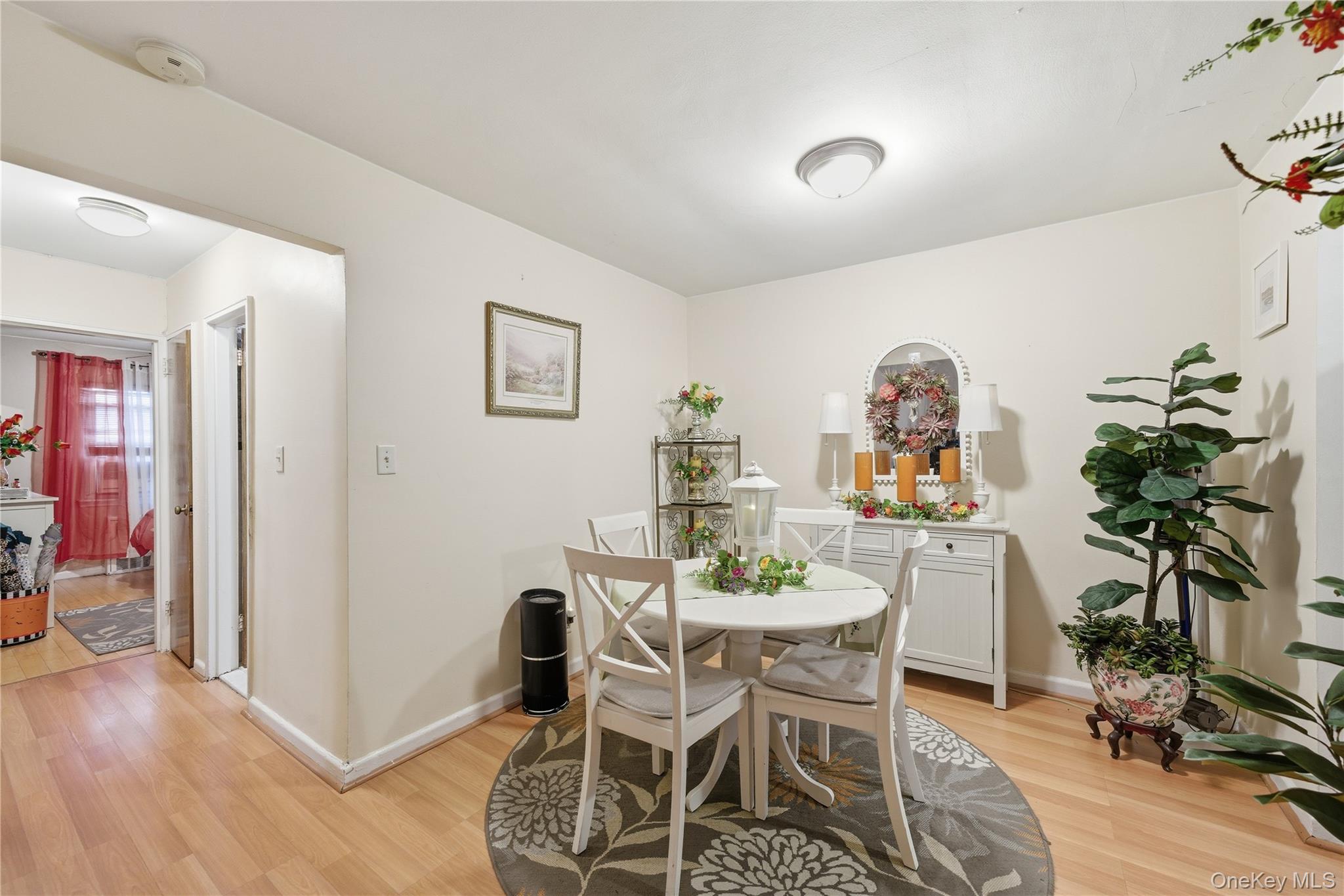 6172 70th Street Property Photo 8