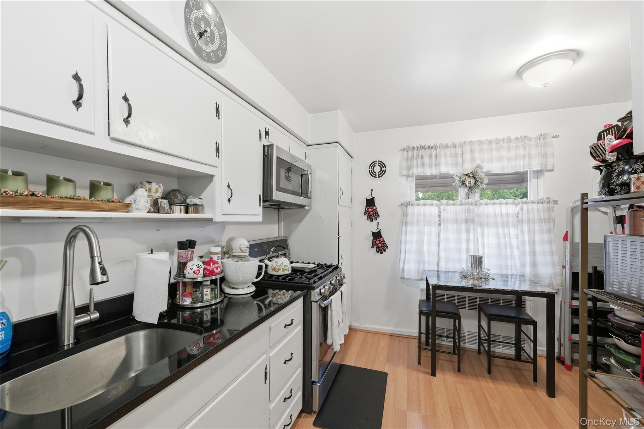 6172 70th Street Property Photo 12
