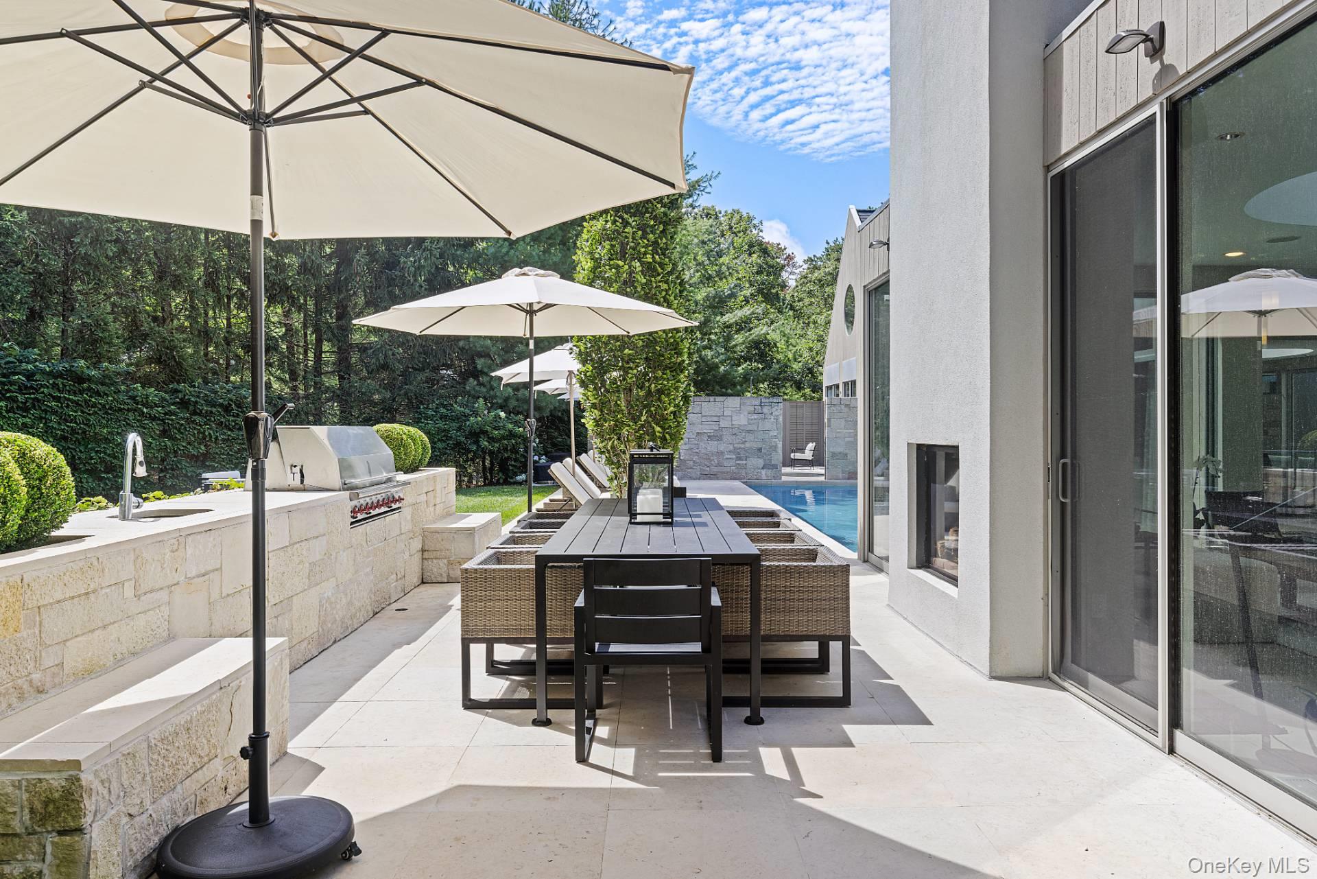 7 Rolling Wood Lane Property Photo 28