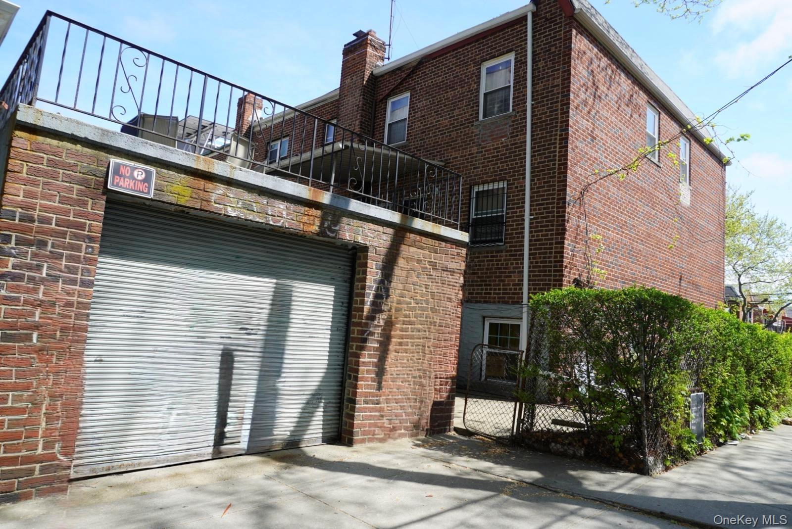 3001 Bronxwood Avenue Property Photo 6