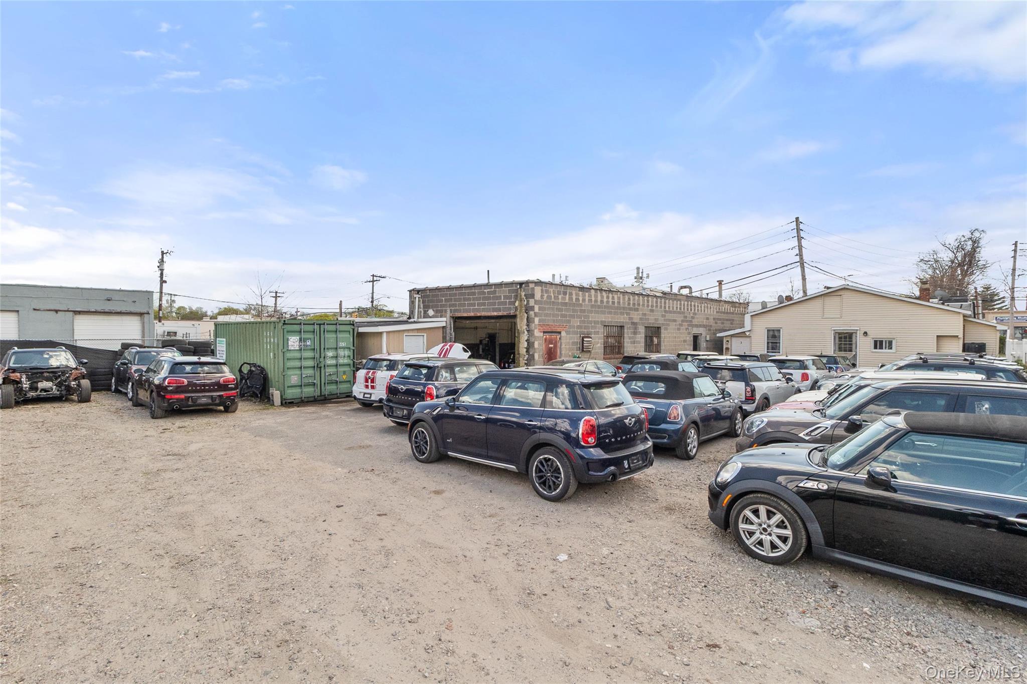 5651-5661 Merrick Road Property Photo 6