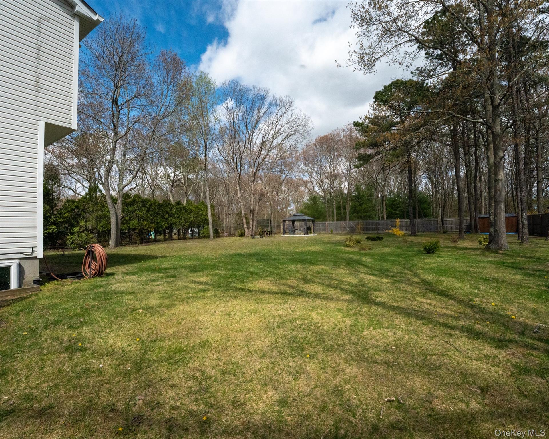 49 S Cozine Road Property Photo 4
