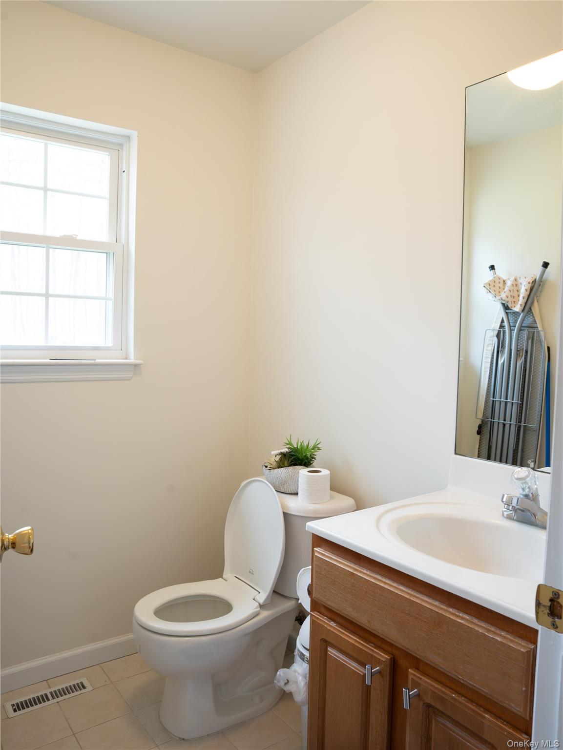 49 S Cozine Road Property Photo 14
