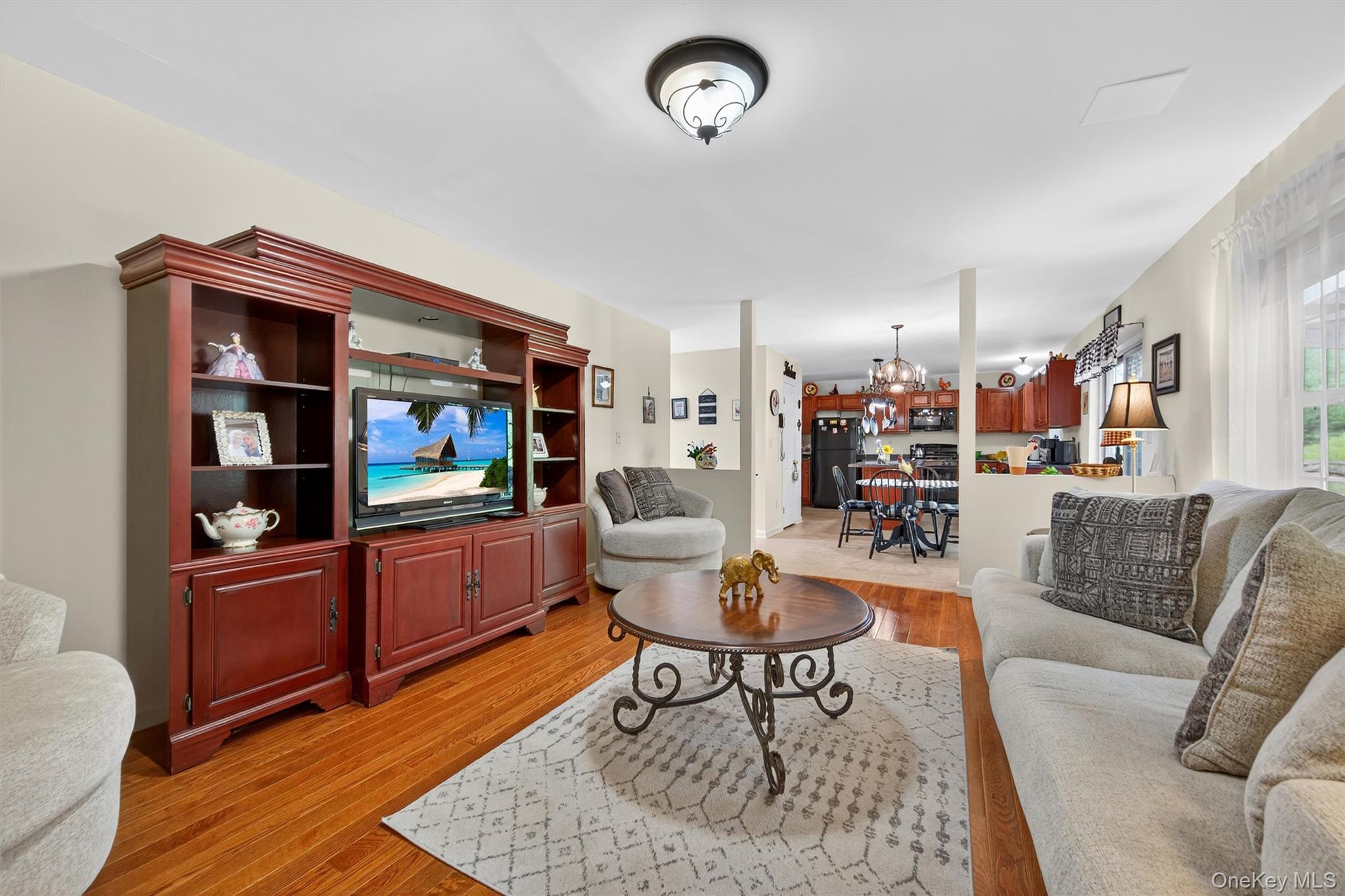 20 Bristol Circle Property Photo 18