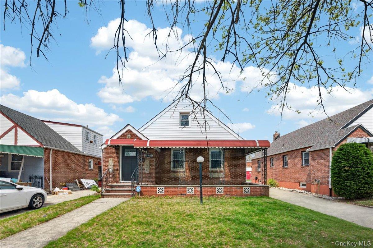 18723 Brinkerhoff Avenue Property Photo 3