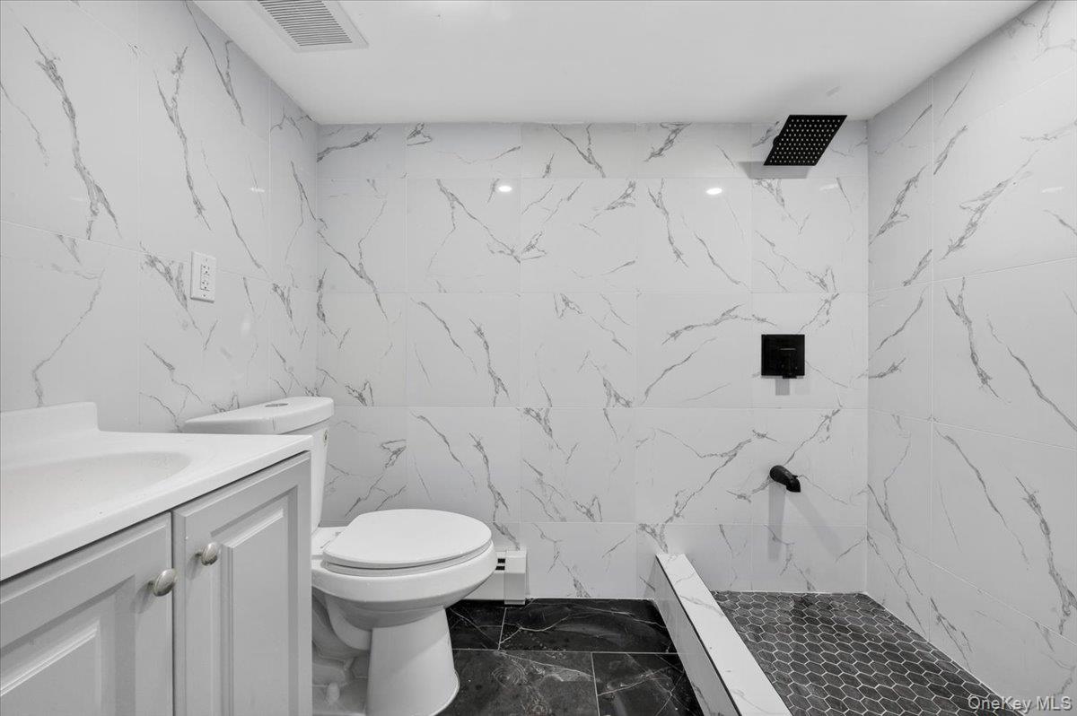 18723 Brinkerhoff Avenue Property Photo 23