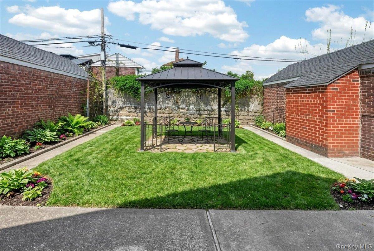 18723 Brinkerhoff Avenue Property Photo 34