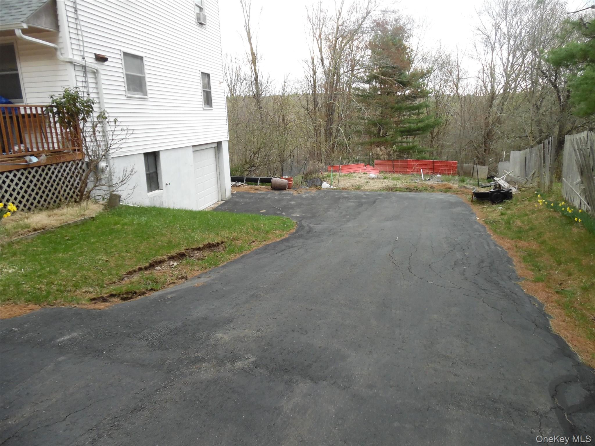 176 Post Hill Road Property Photo 4