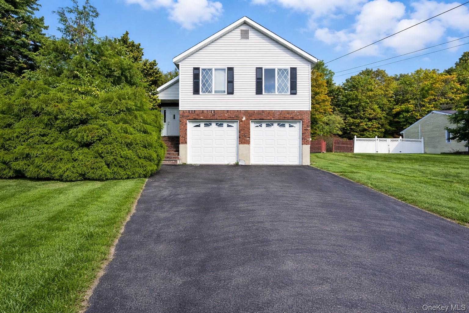 35 Depalma Drive Property Photo 1