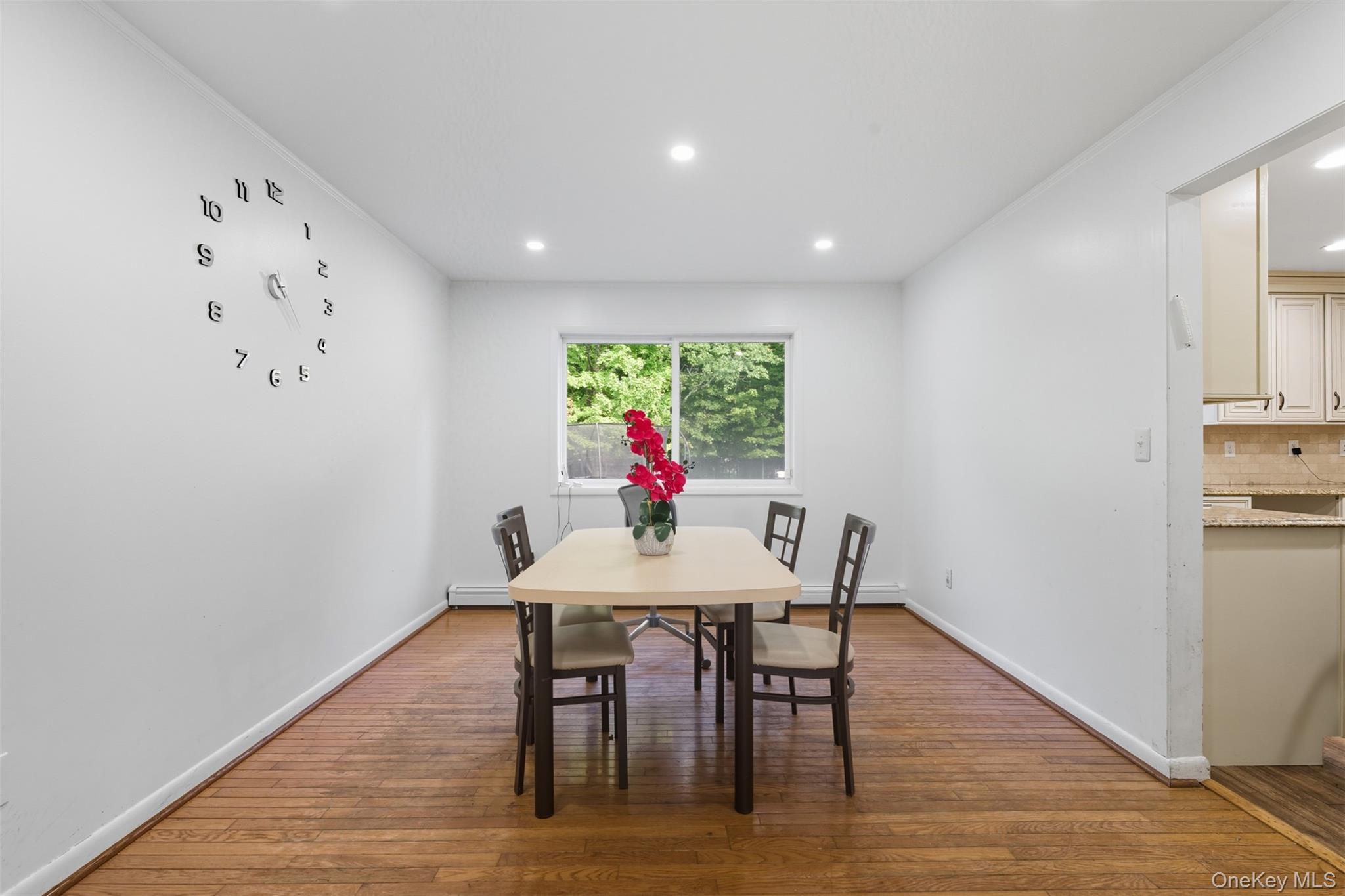 35 Depalma Drive Property Photo 12