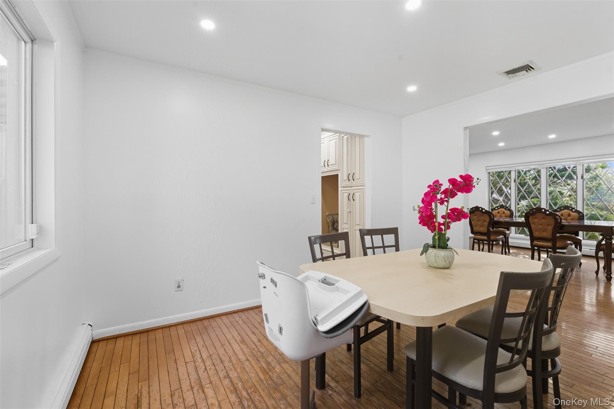 35 Depalma Drive Property Photo 13