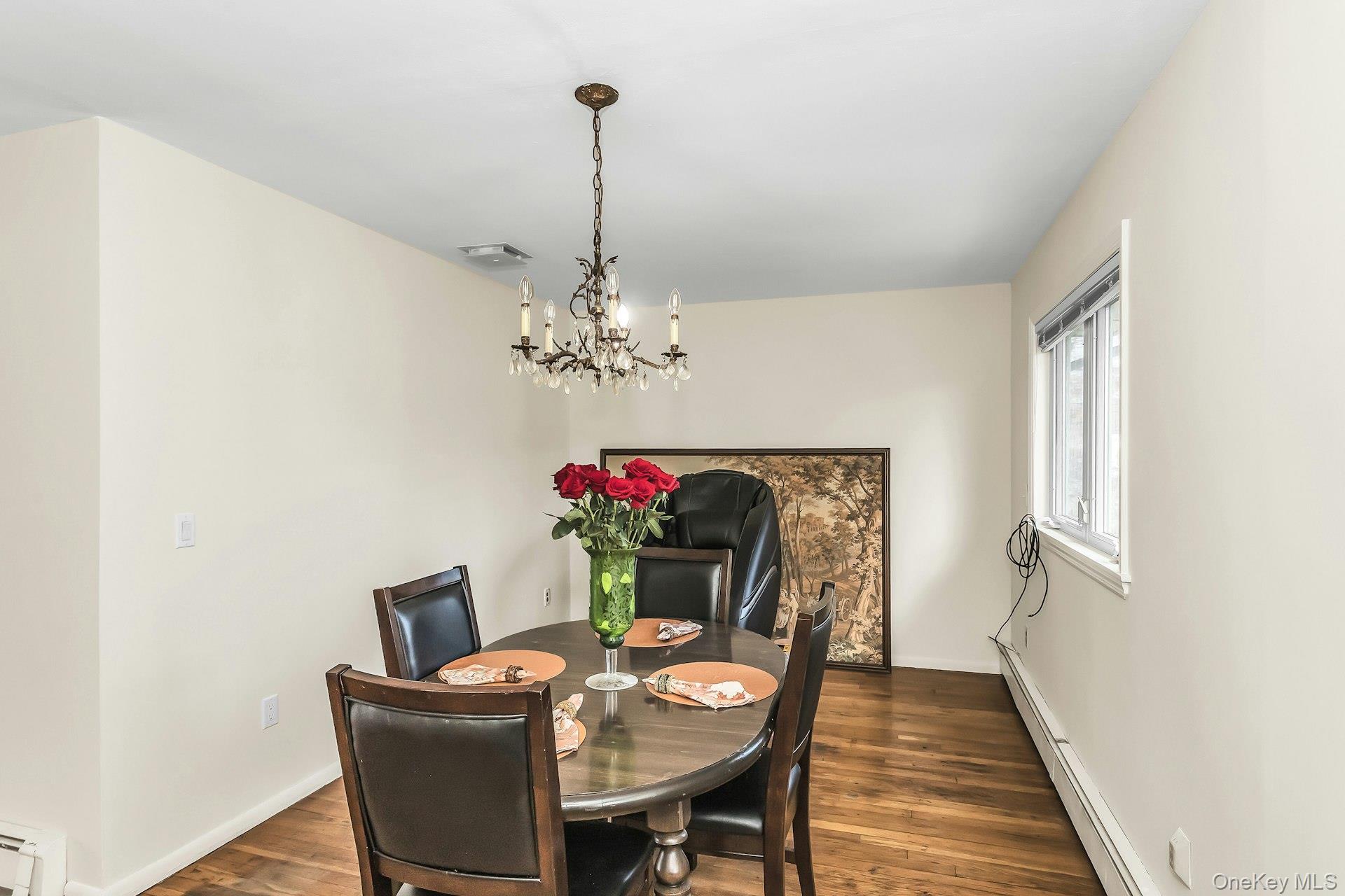 258 N Wisconsin Avenue Property Photo 10
