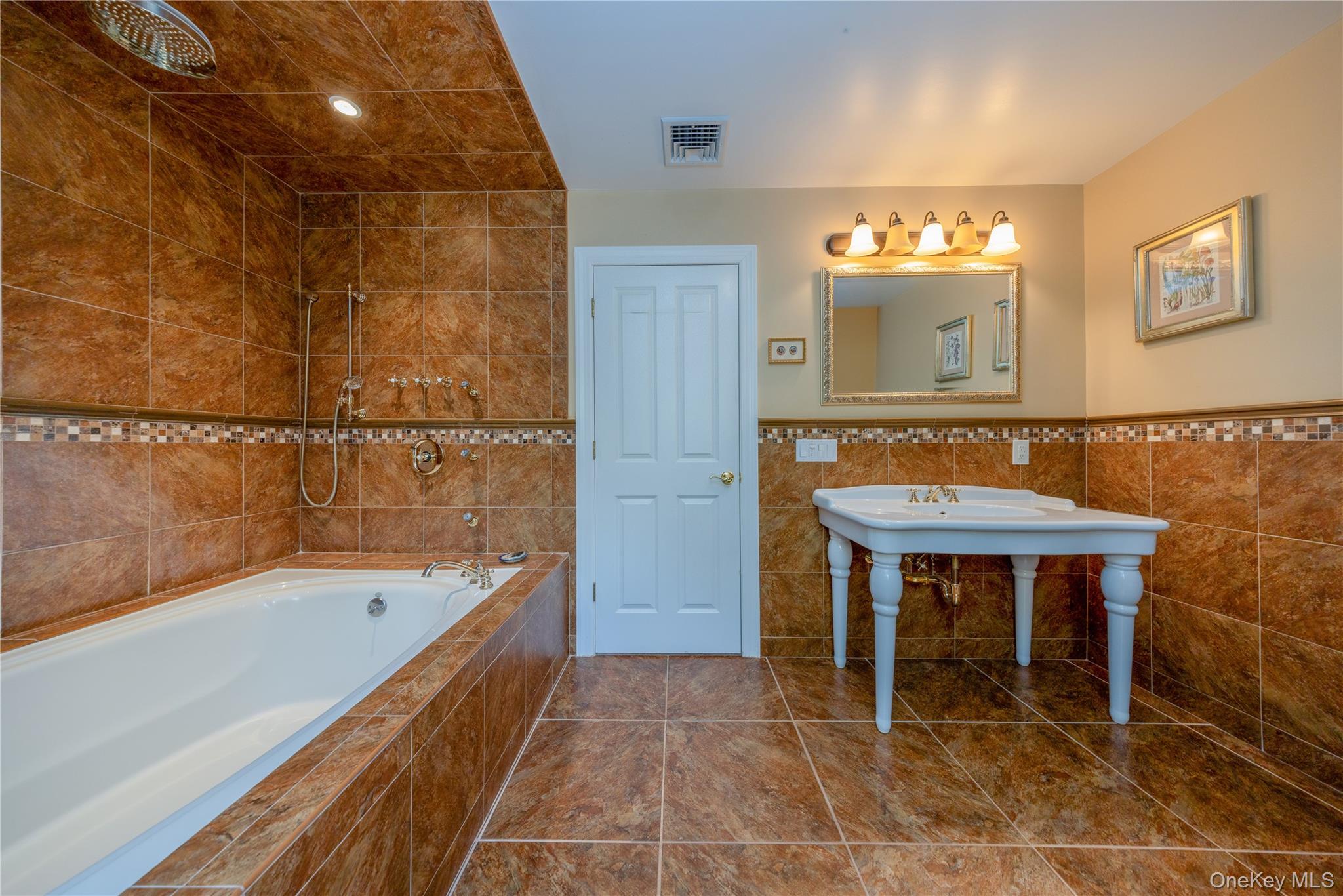 302 Laurel Road Property Photo 18