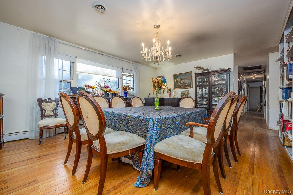 17 Parker Boulevard Property Photo 3
