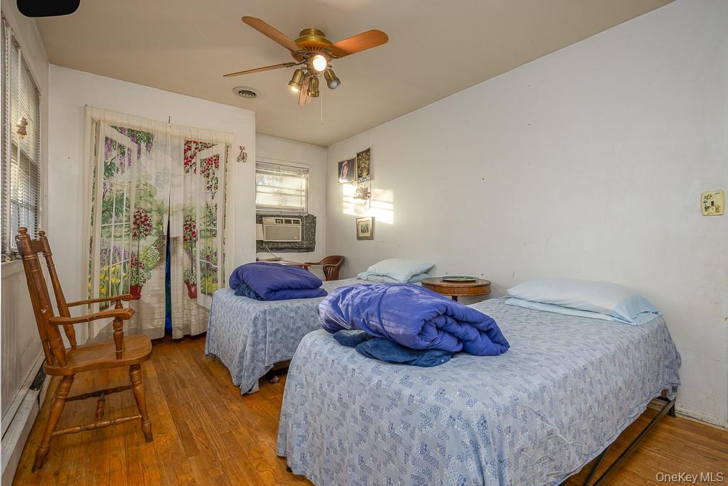 17 Parker Boulevard Property Photo 8