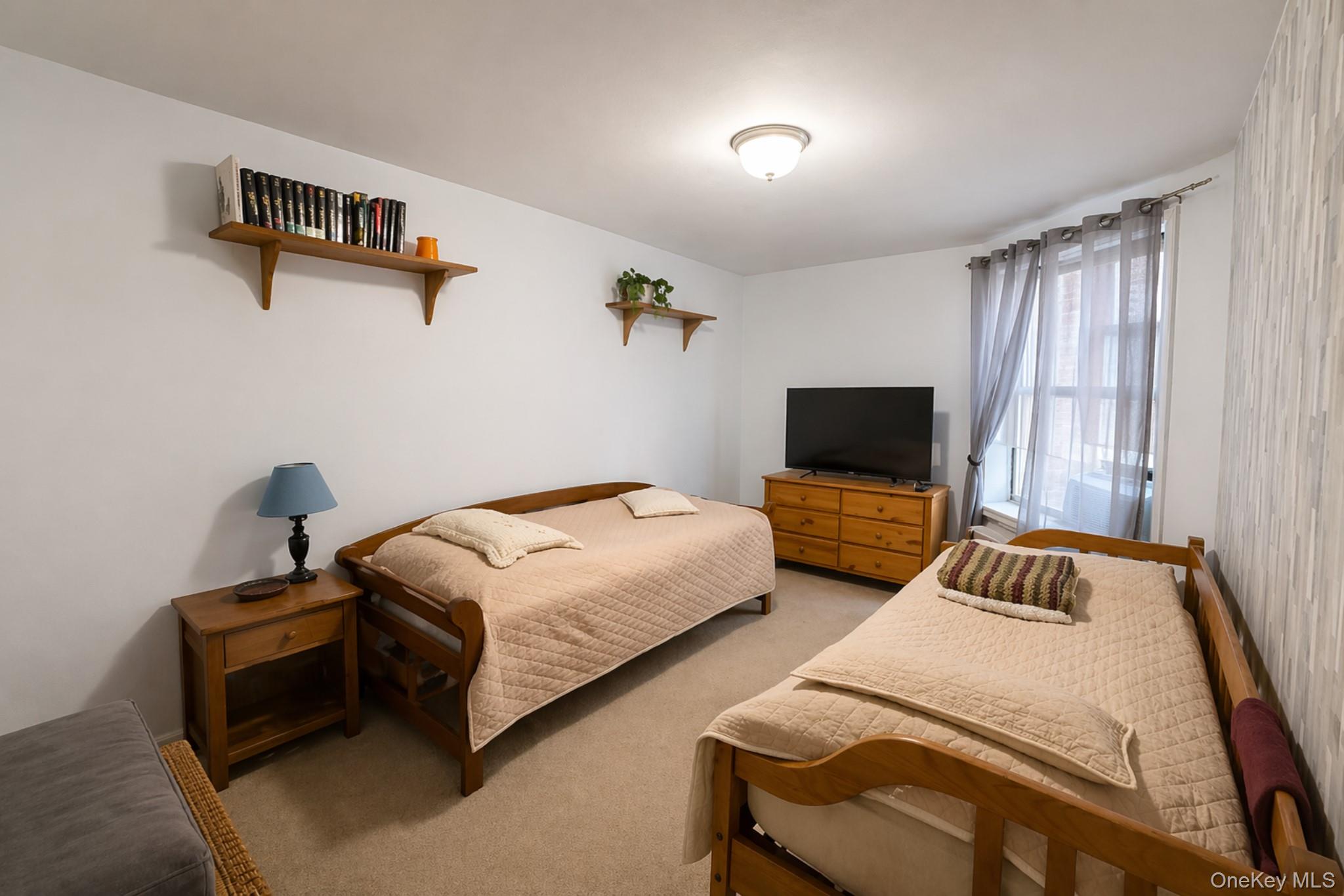 8325 98th Street 5p Property Photo 6