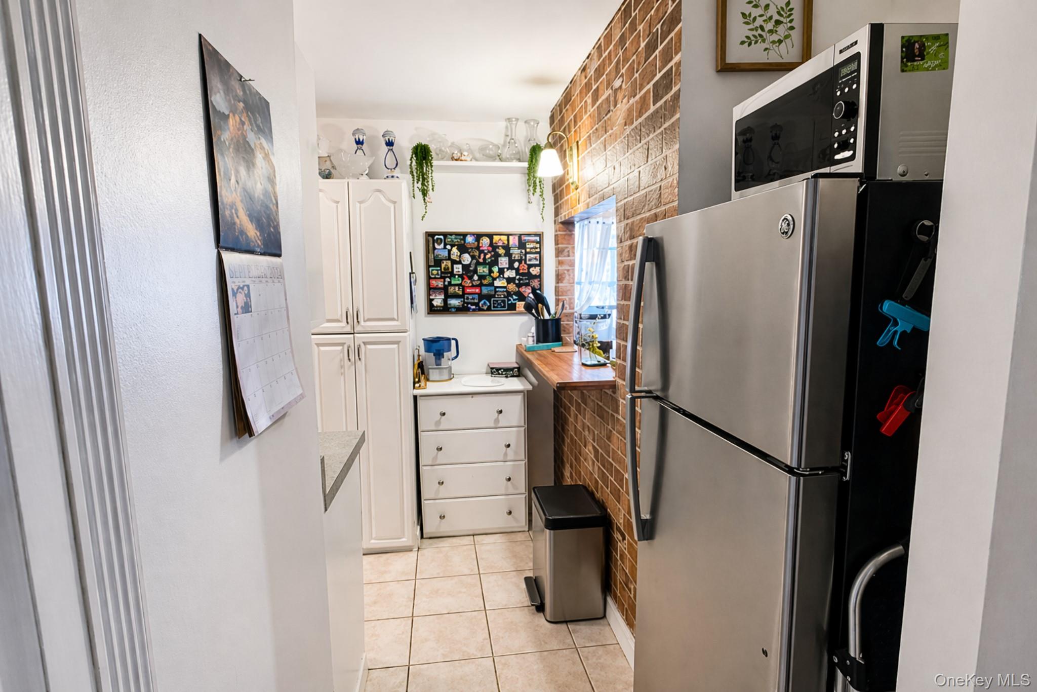 8325 98th Street 5p Property Photo 7