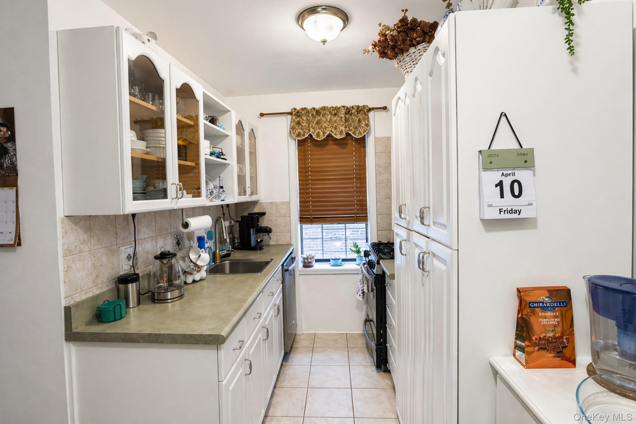 8325 98th Street 5p Property Photo 8
