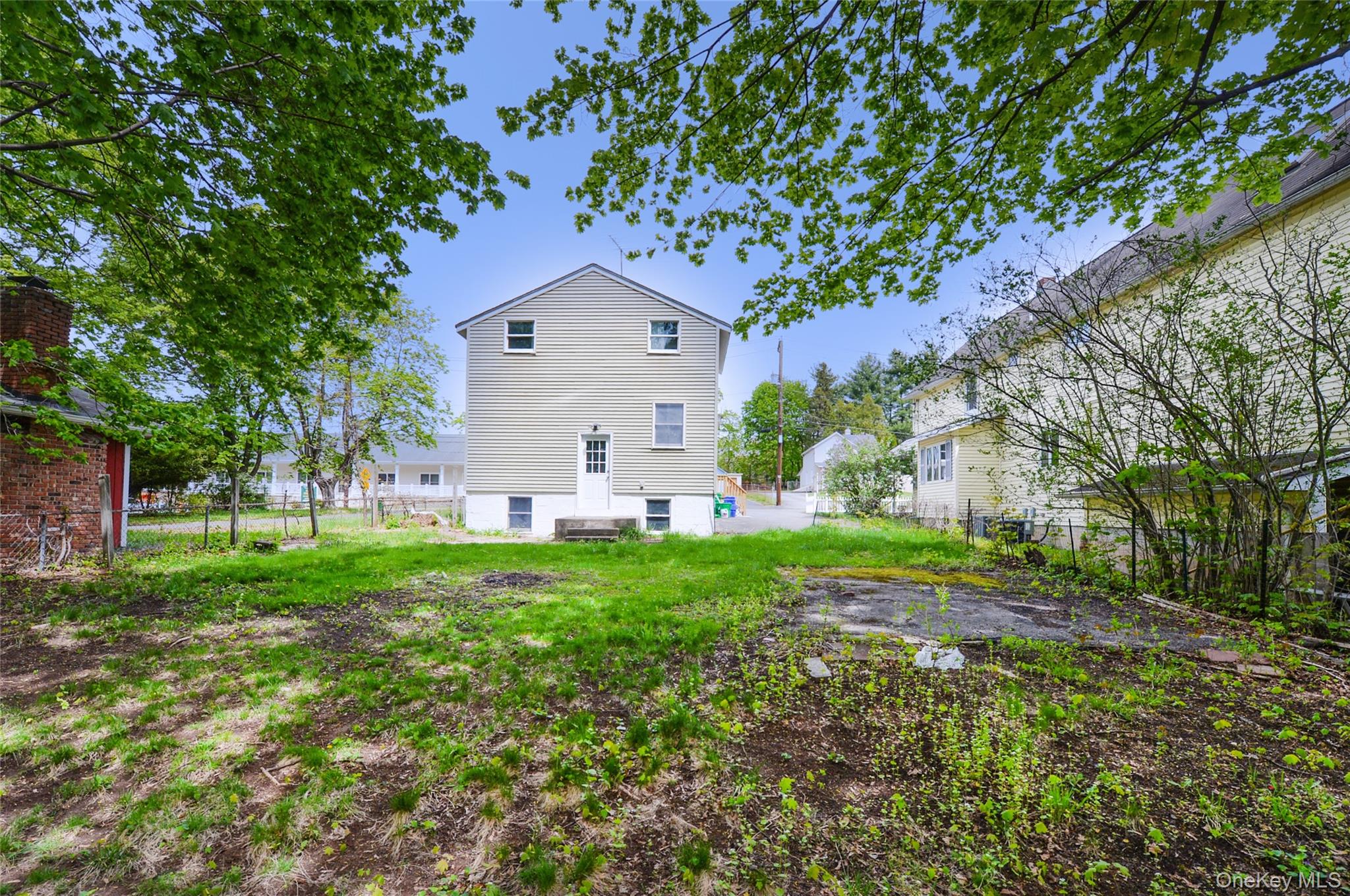 7 Pioneer Avenue Property Photo 5