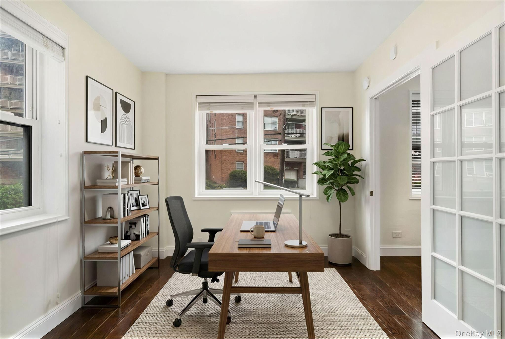 30 E Hartsdale Avenue 1h Property Photo 6