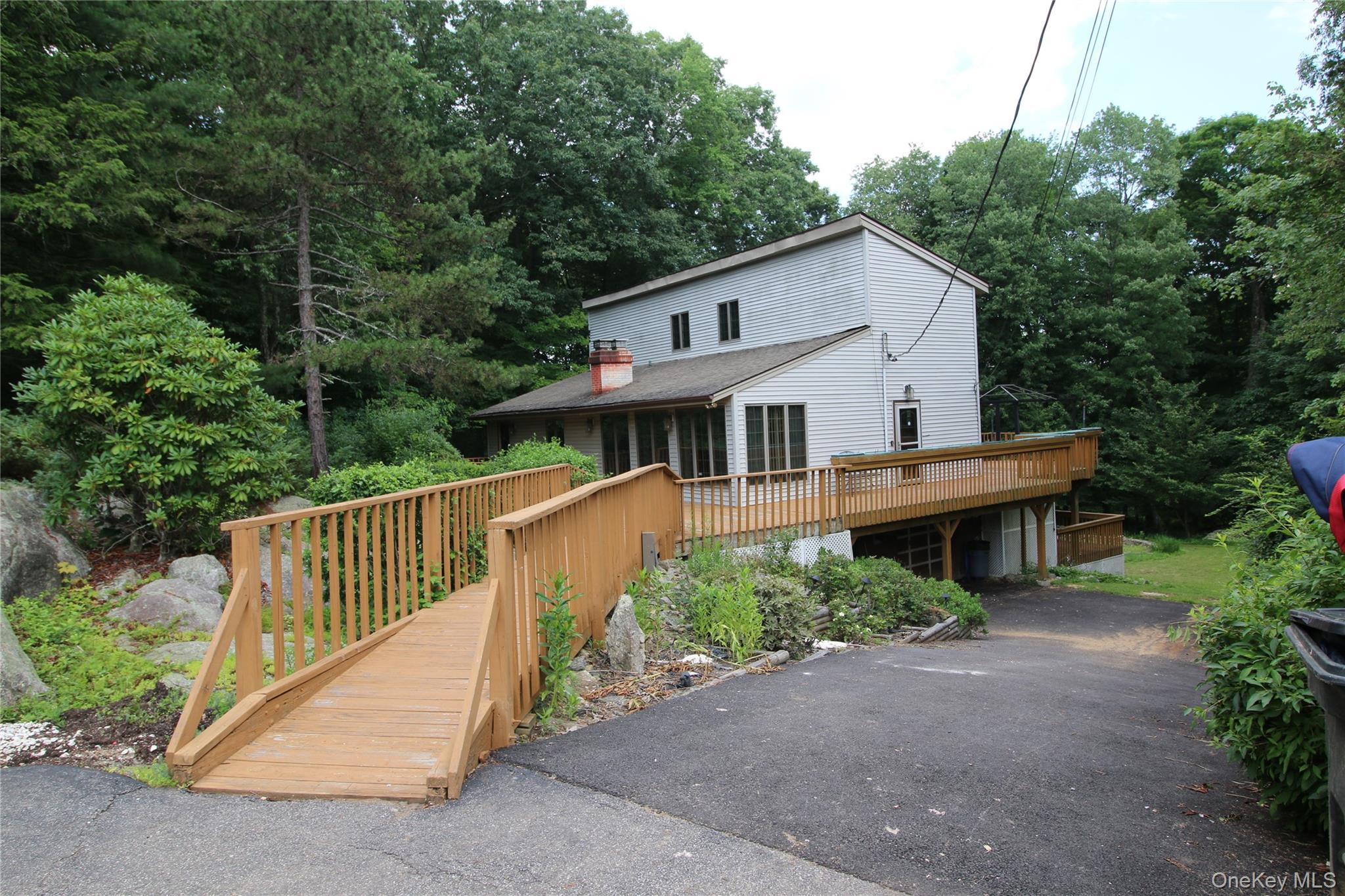 58 Kentview Drive Property Photo 3