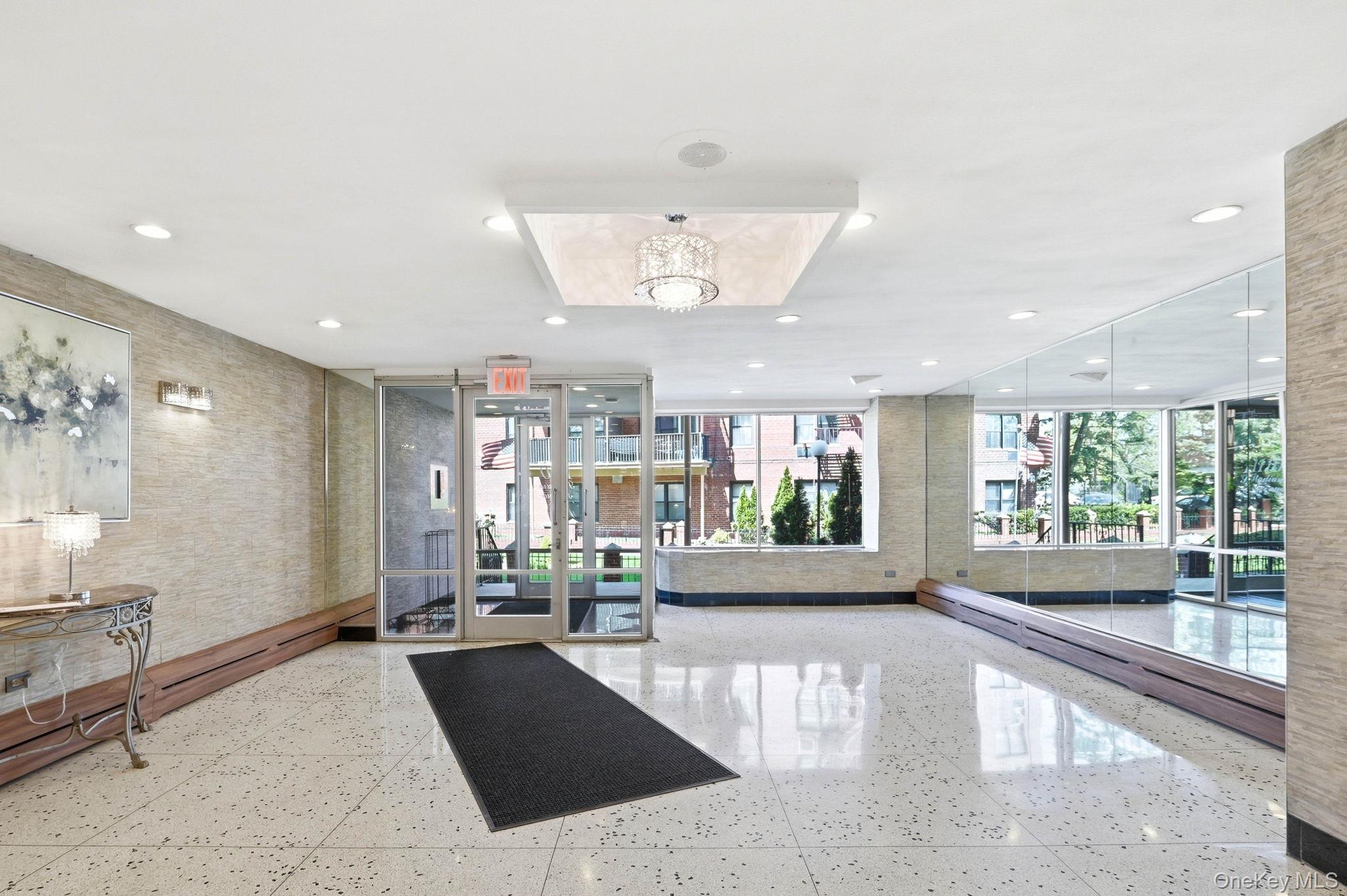 1110 Stadium Avenue 5f Property Photo 5