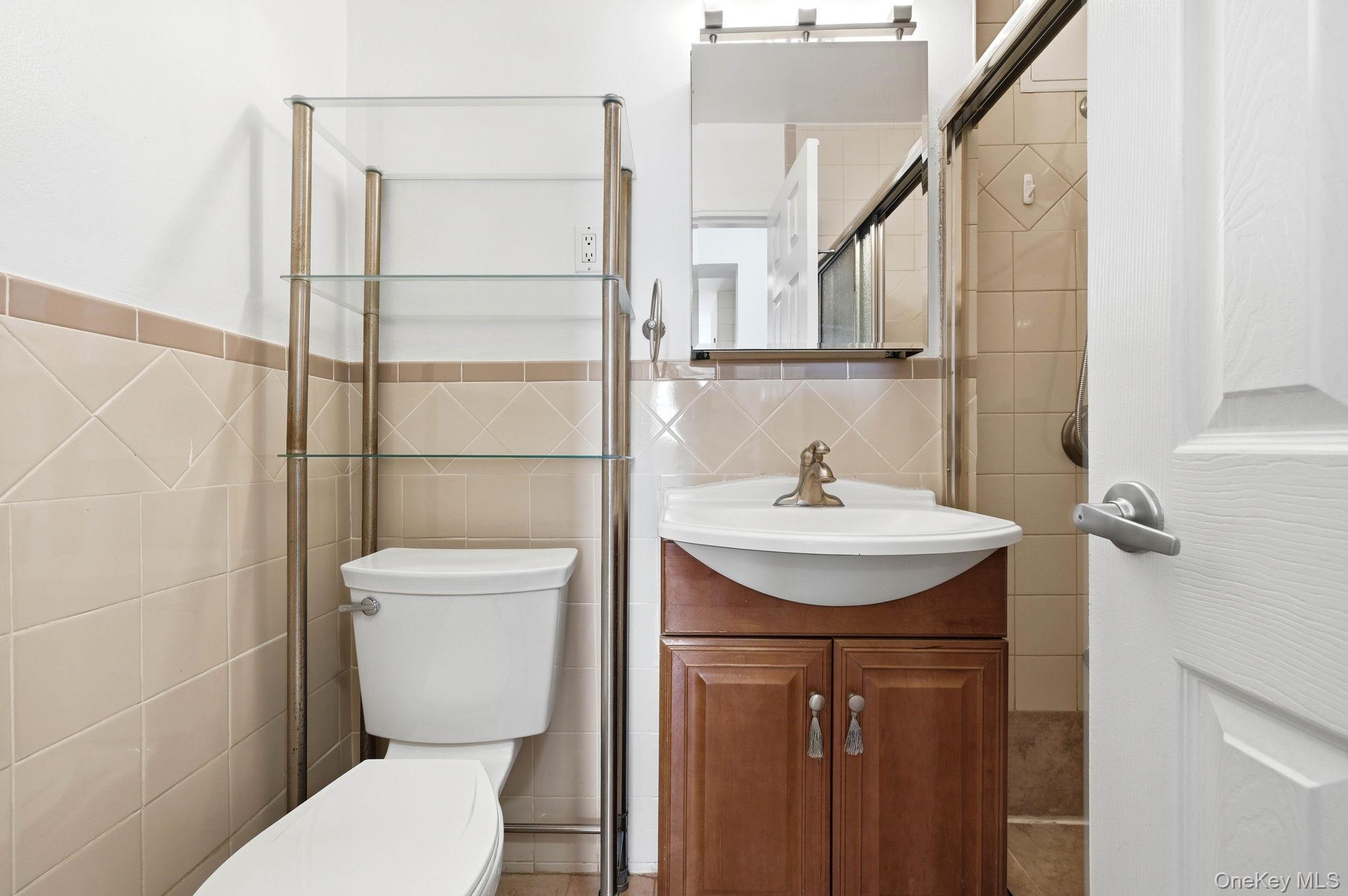 1110 Stadium Avenue 5f Property Photo 11