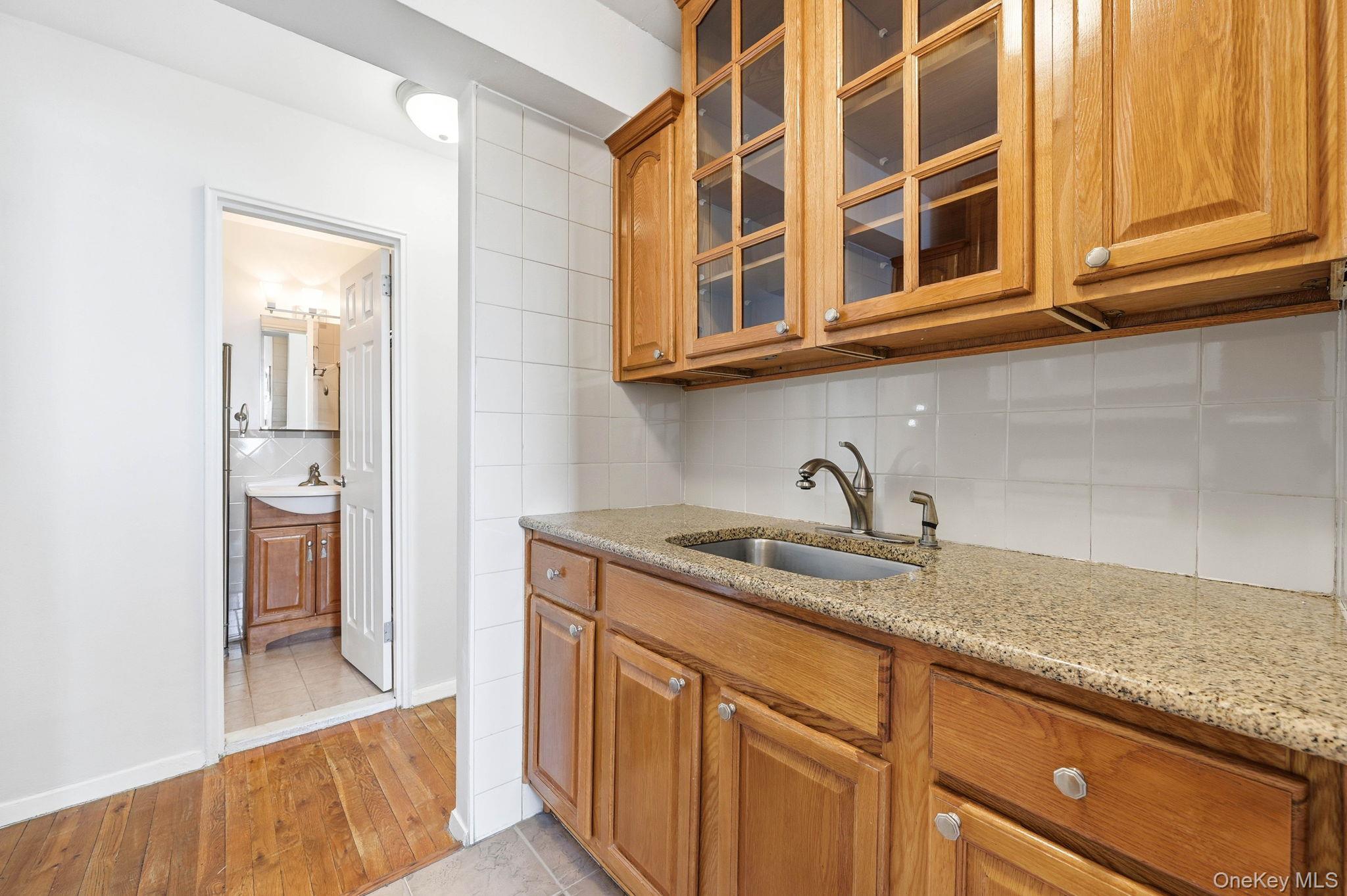 1110 Stadium Avenue 5f Property Photo 15