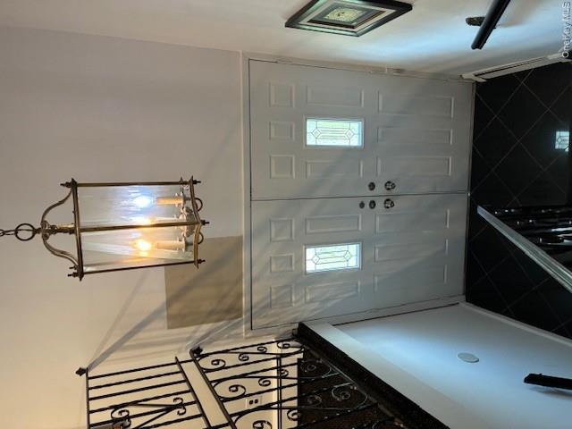 101 E Olive Street Property Photo 4