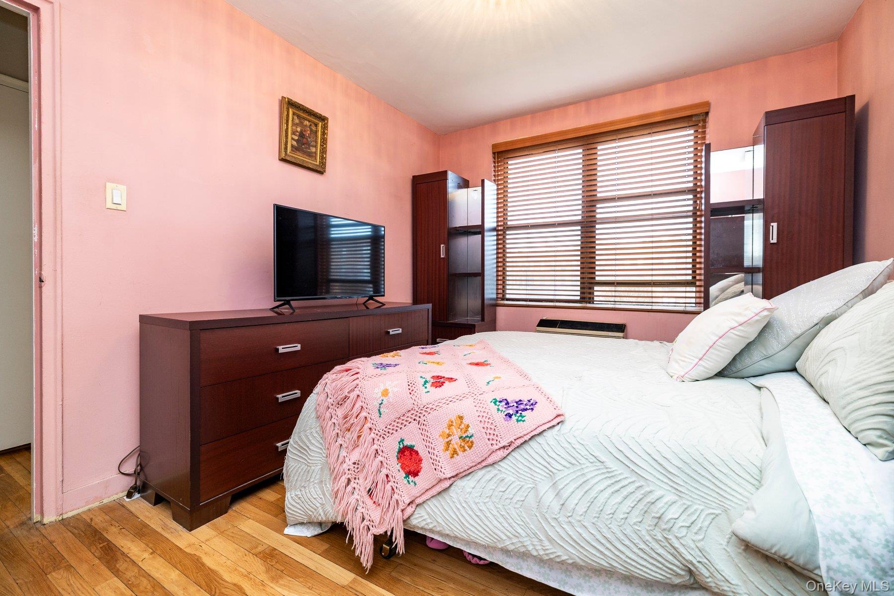 1 Jefferson Avenue H8 Property Photo 8