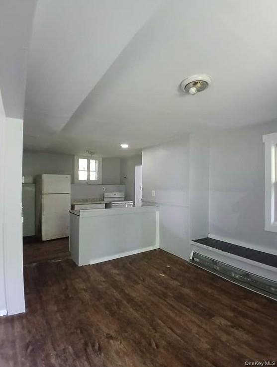 299 S Main Street Apt #4 Property Photo 3