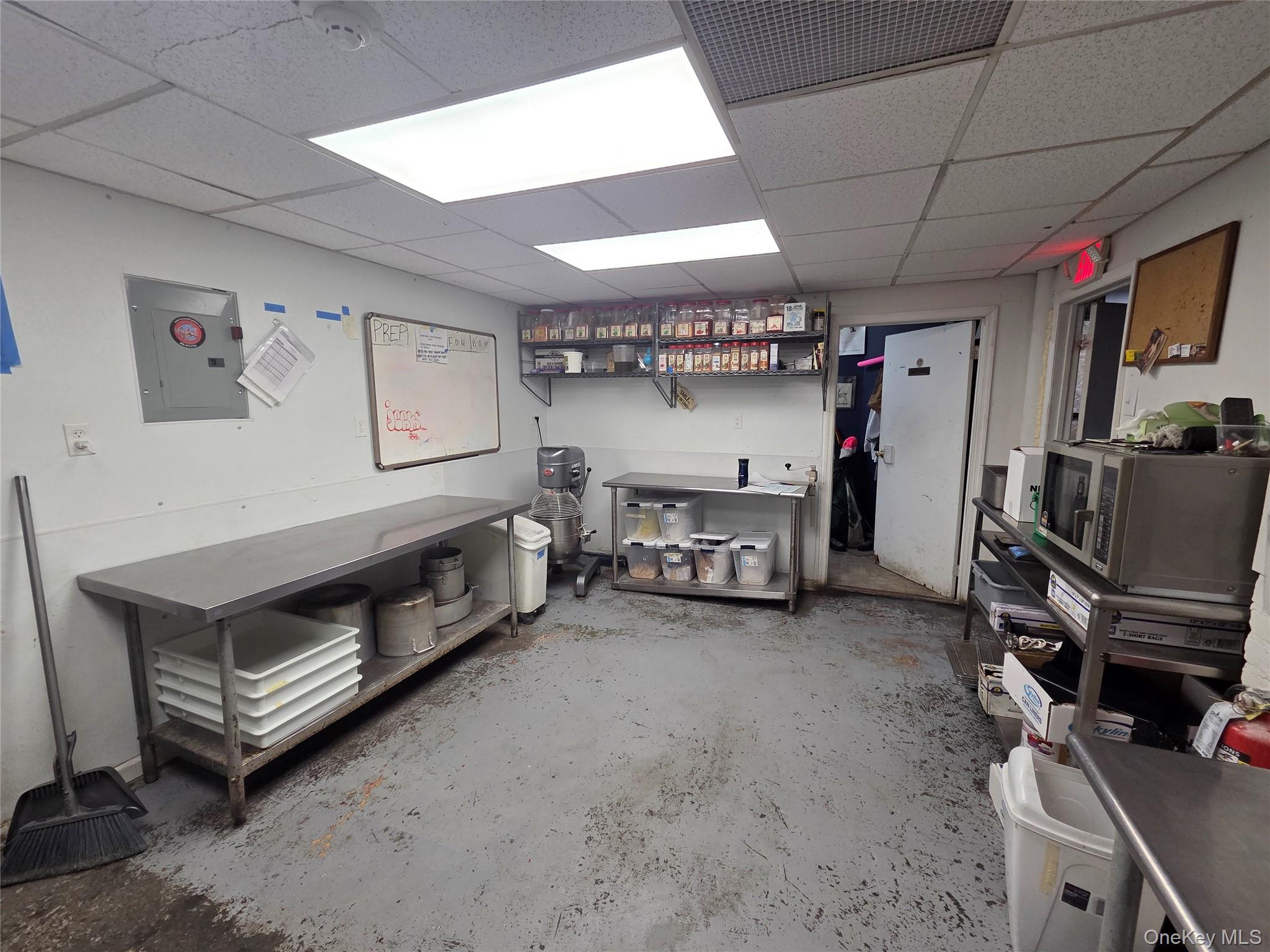 85 Main Street Property Photo 18