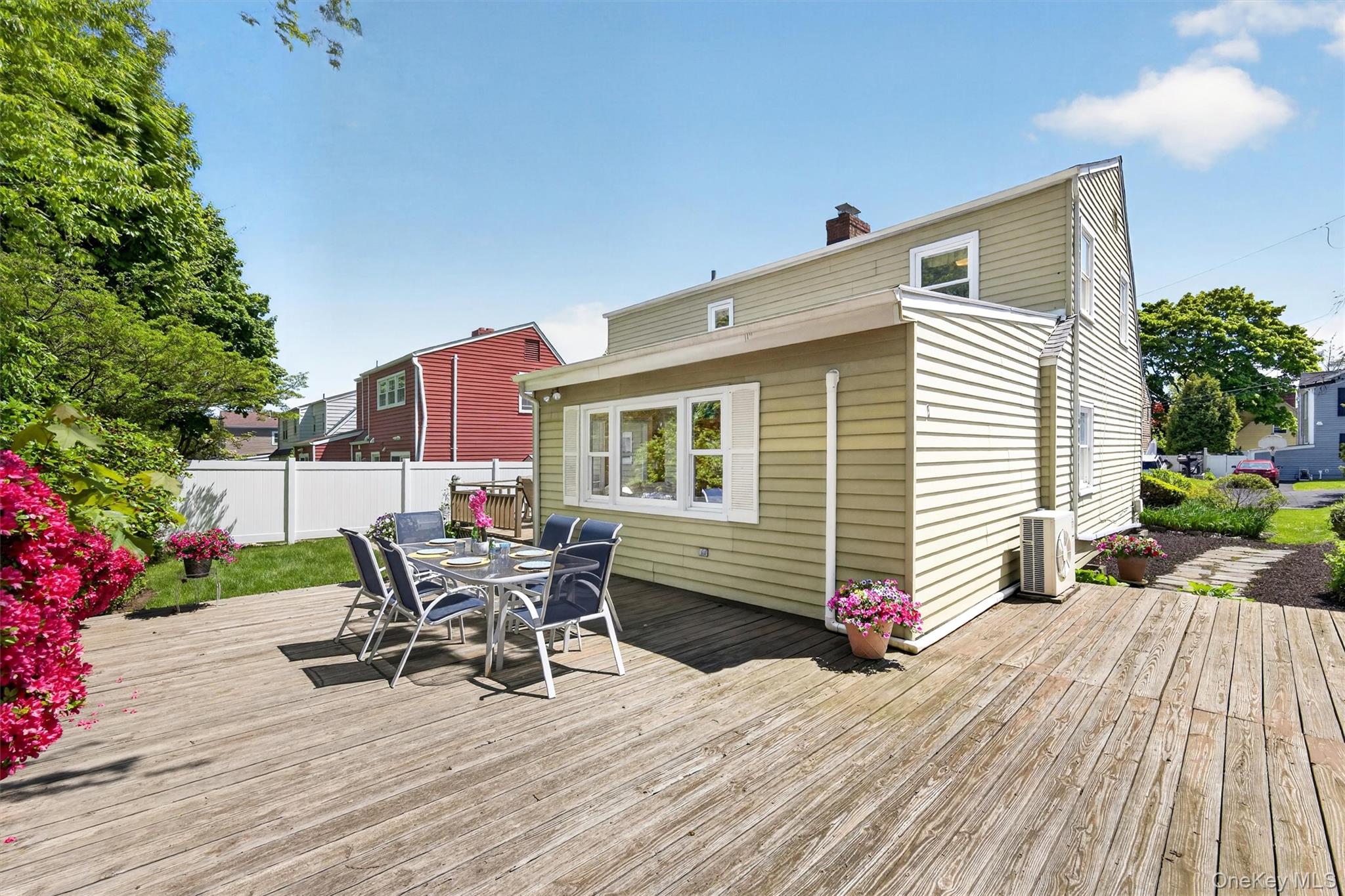 16 Roy Place Property Photo 39