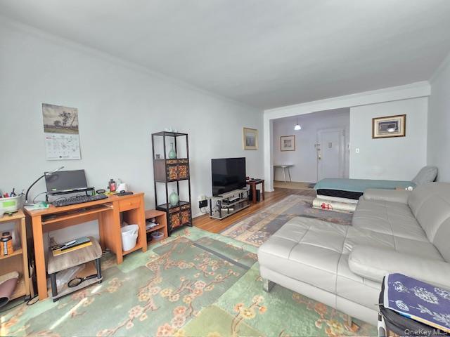 46 Grace Avenue 2j Property Photo 8