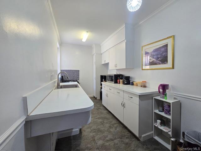 46 Grace Avenue 2j Property Photo 13