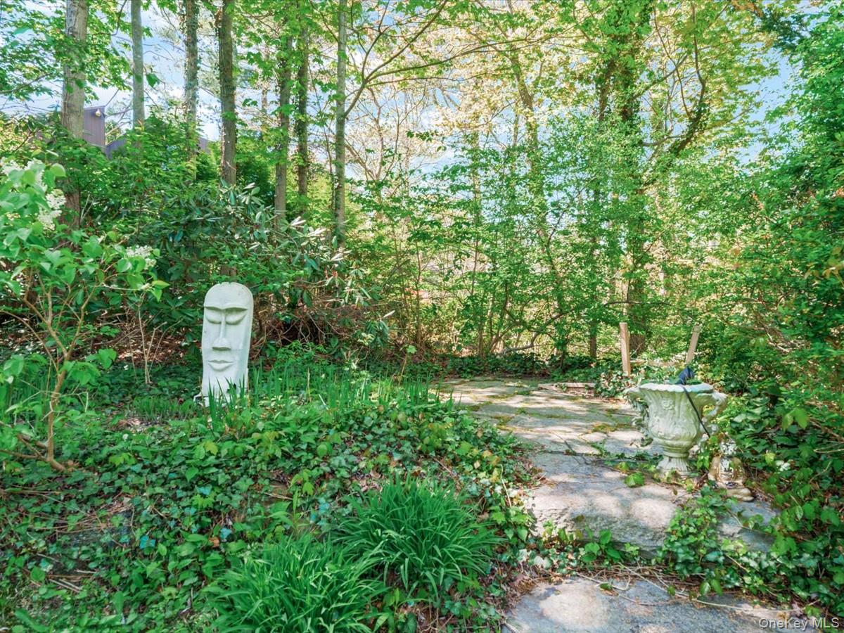 16 The Loch Property Photo 40
