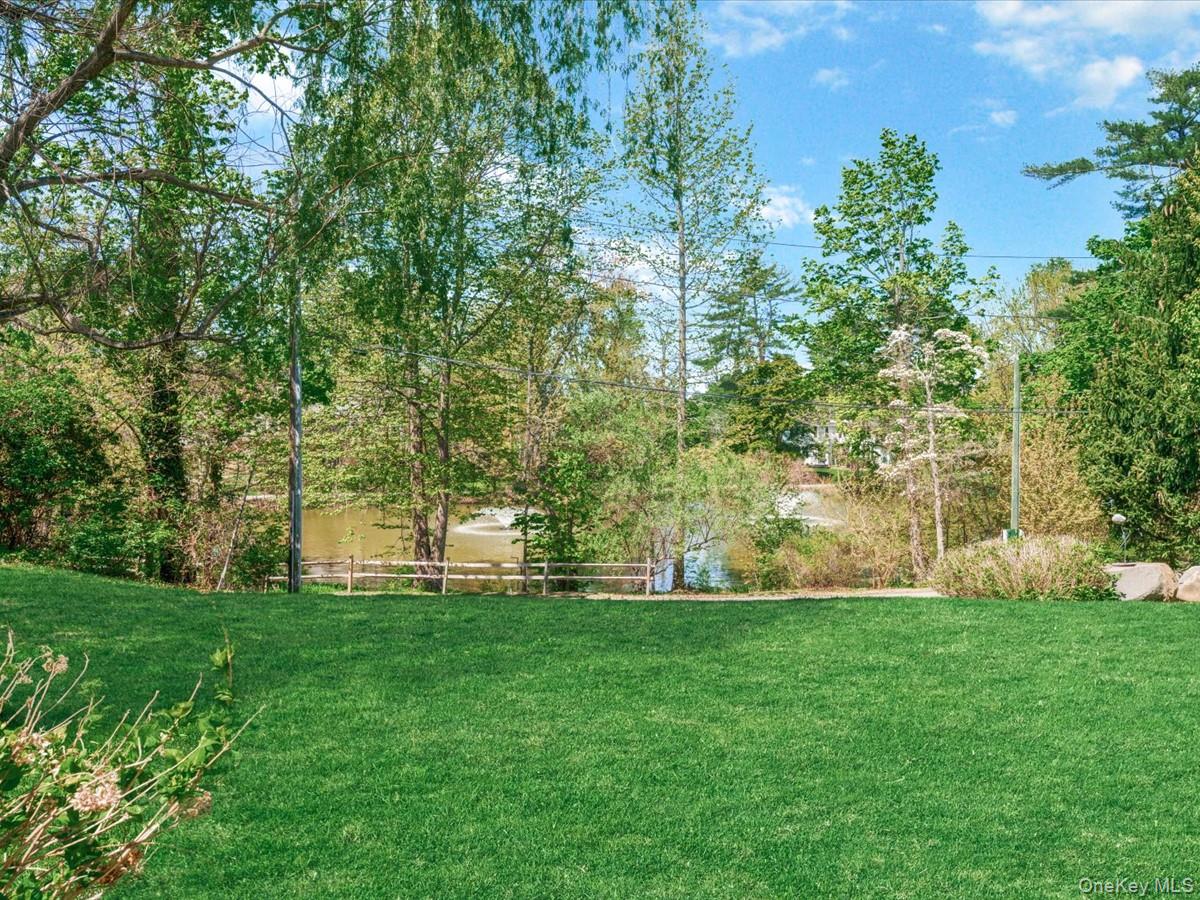 16 The Loch Property Photo 43
