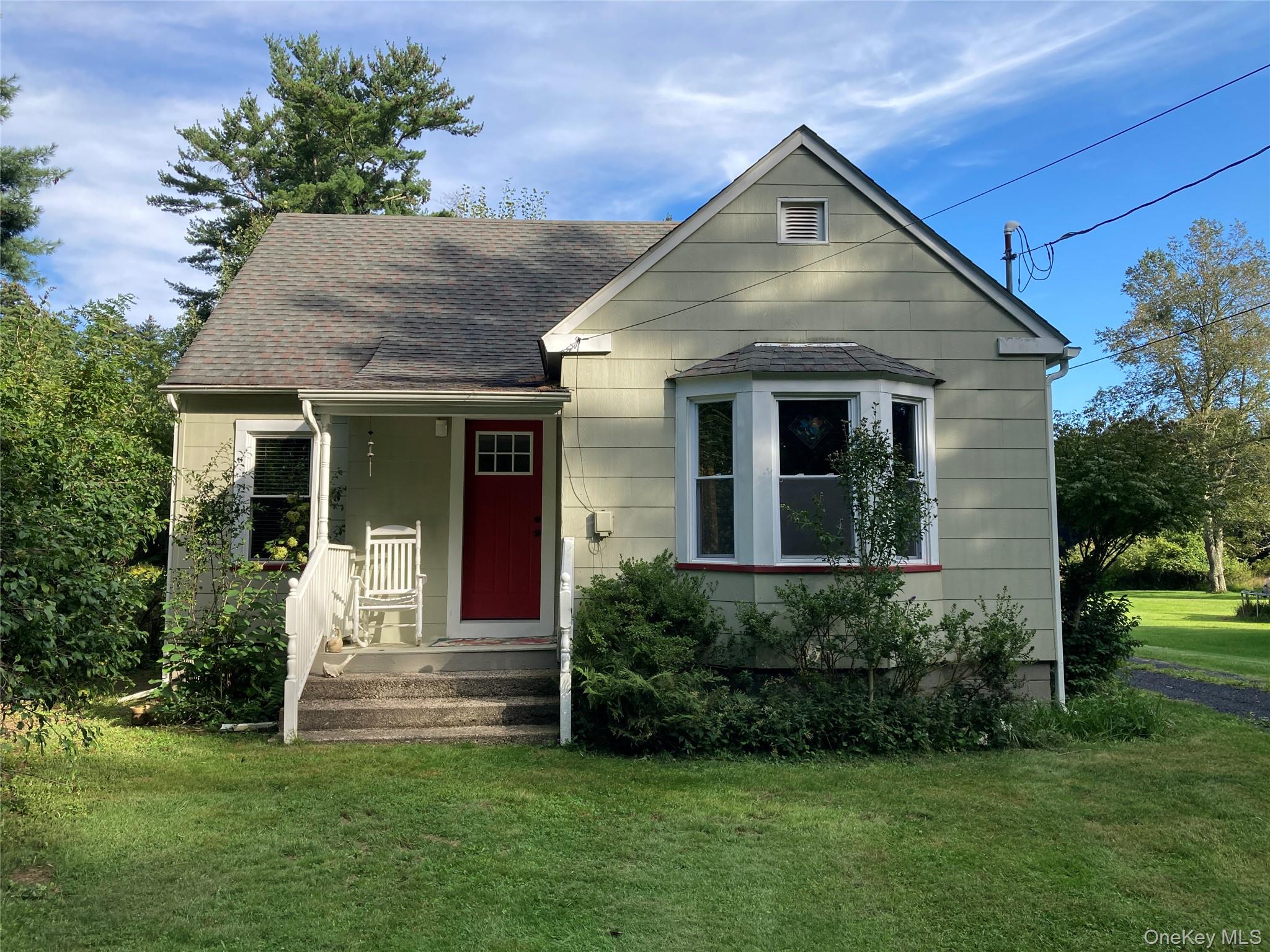 104 Canal Drive Property Photo 1