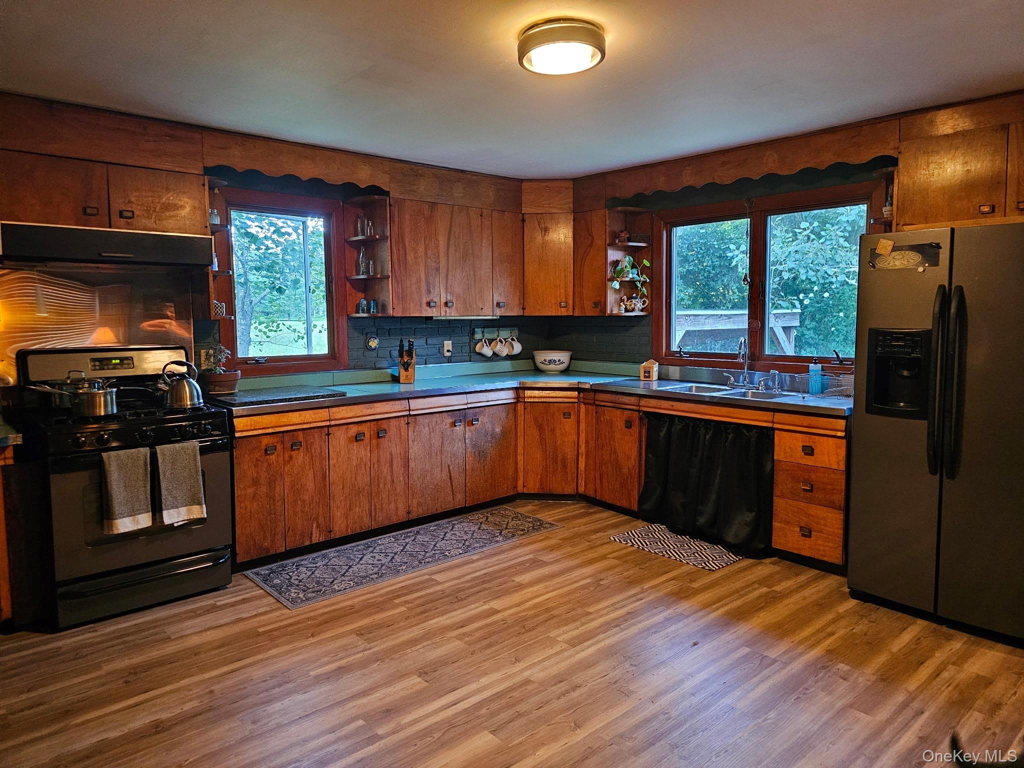 104 Canal Drive Property Photo 8