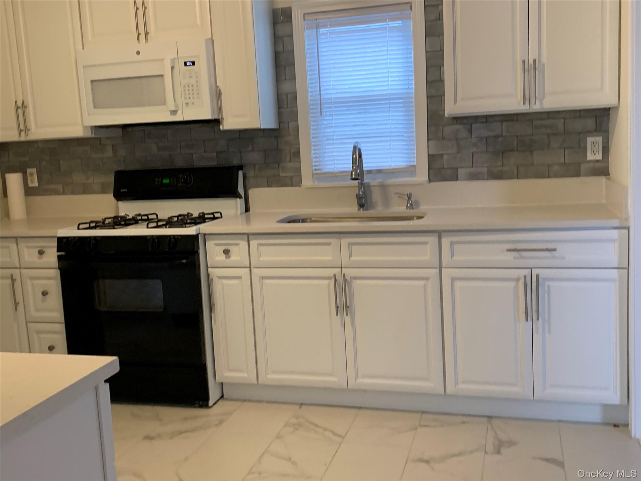 7 Clinton Street Property Photo 5