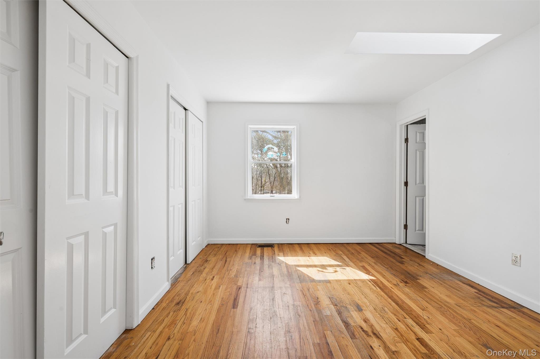 221 E Montauk Highway Property Photo 19