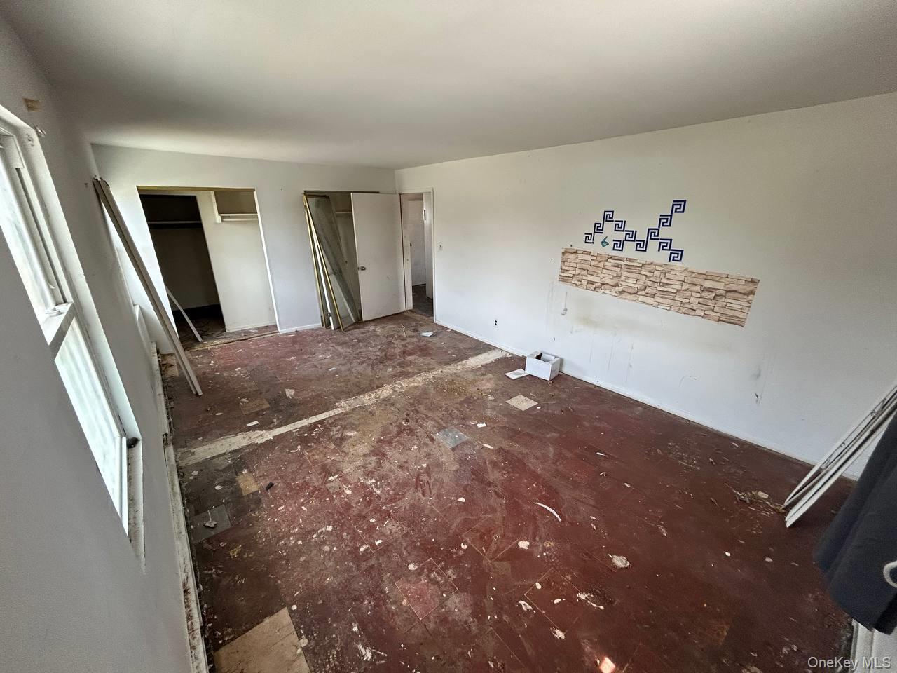 31 East Avenue Property Photo 16
