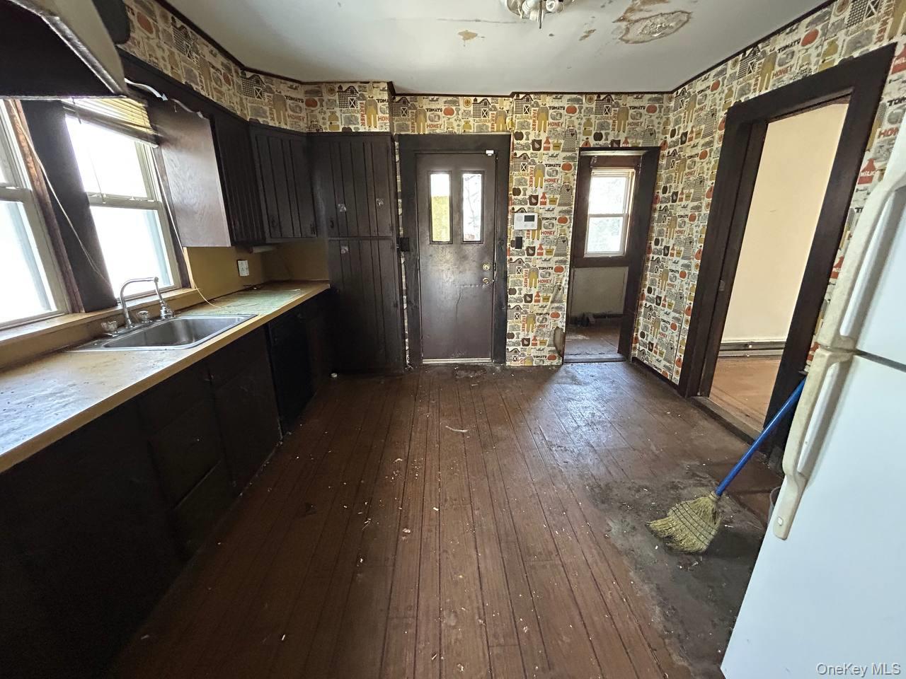 31 East Avenue Property Photo 19