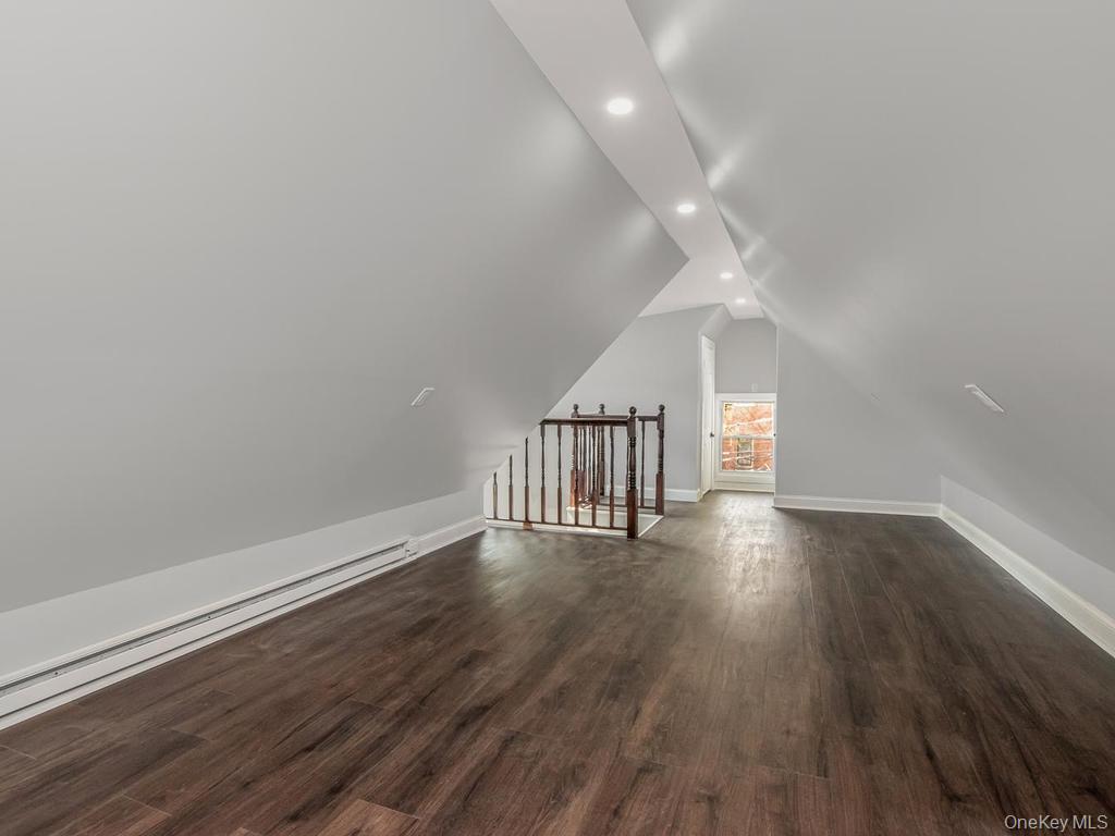 588 Van Nest Avenue Property Photo 13